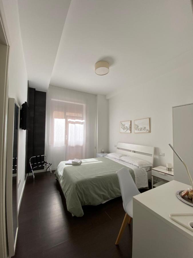 Domus Corso Umberto 18 B&B Pescara Eksteriør billede