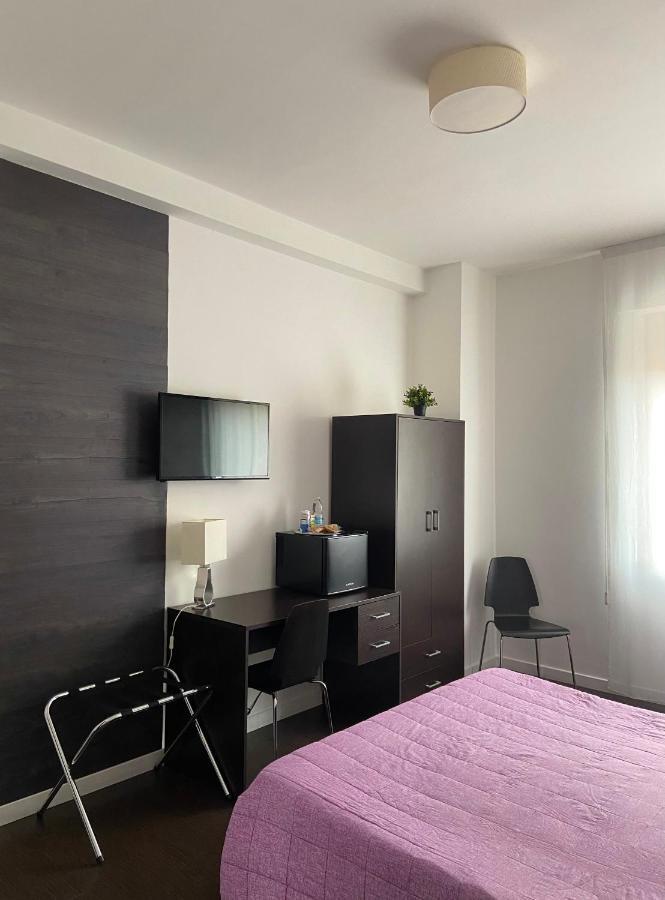 Domus Corso Umberto 18 B&B Pescara Eksteriør billede