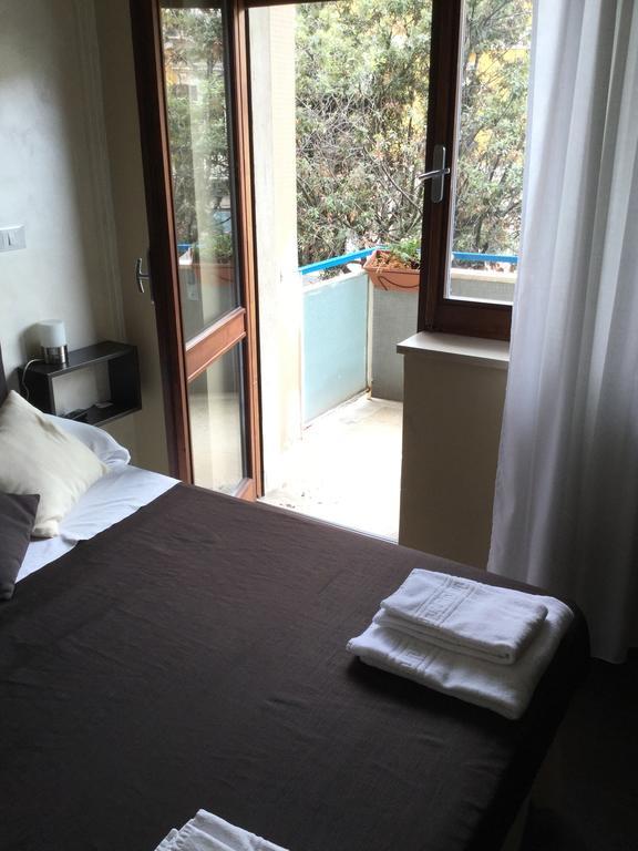 Domus Corso Umberto 18 B&B Pescara Værelse billede