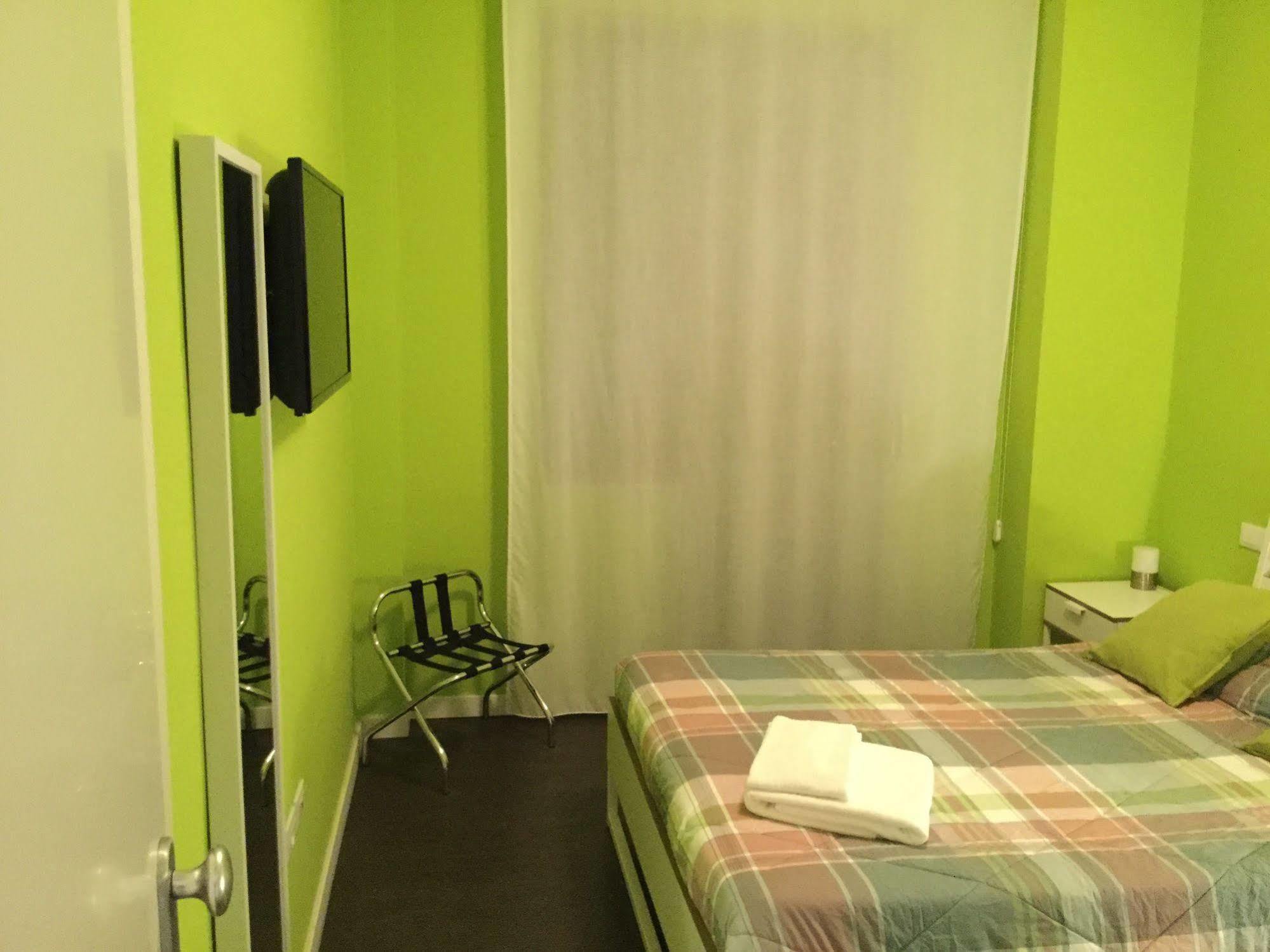 Domus Corso Umberto 18 B&B Pescara Eksteriør billede