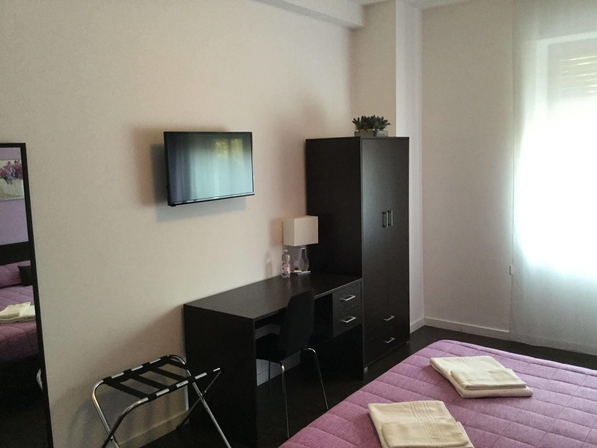 Domus Corso Umberto 18 B&B Pescara Eksteriør billede